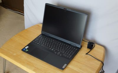 IdeaPad gaming 370iの本体